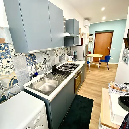 Johns House روما
